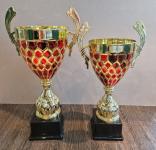 lux zlatno crveni sa uškama